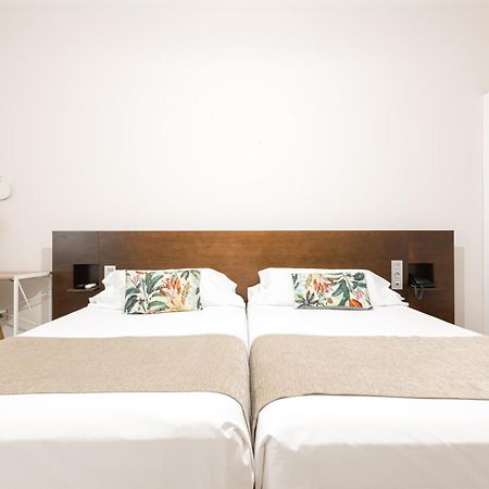 Aacr Hotel Monteolivos Севілья Екстер'єр фото