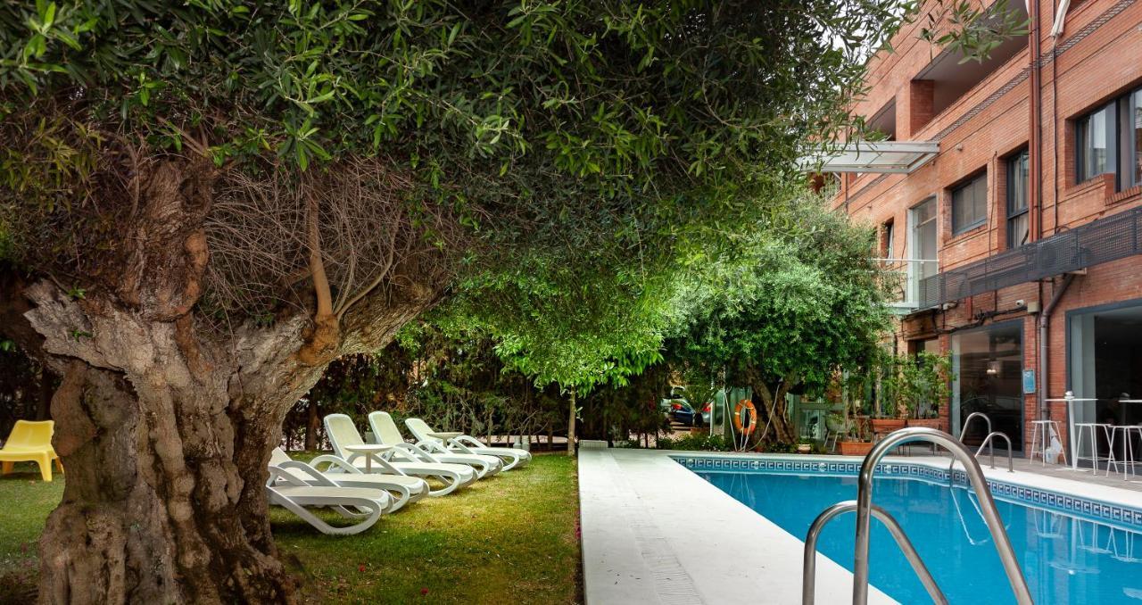 Aacr Hotel Monteolivos Севілья Екстер'єр фото