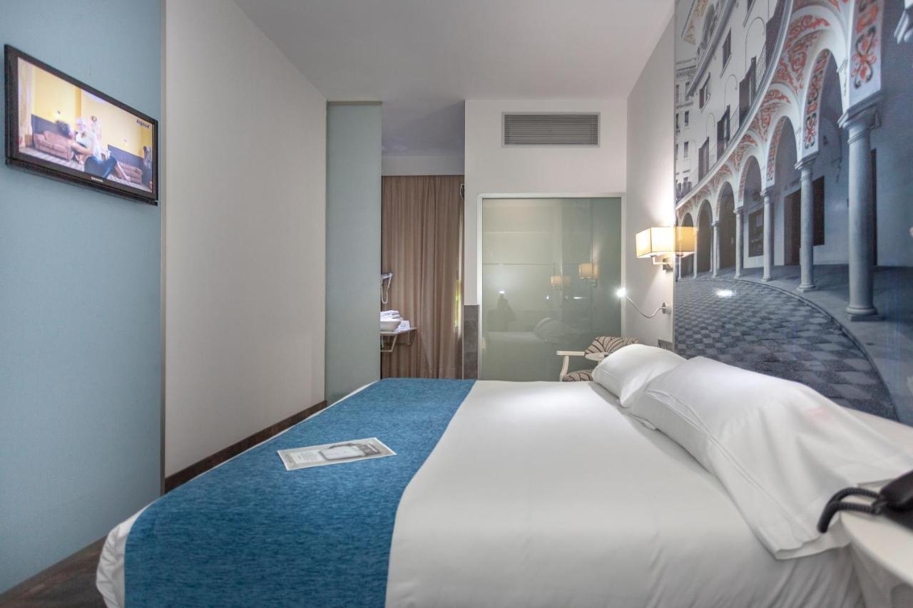 Aacr Hotel Monteolivos Севілья Екстер'єр фото