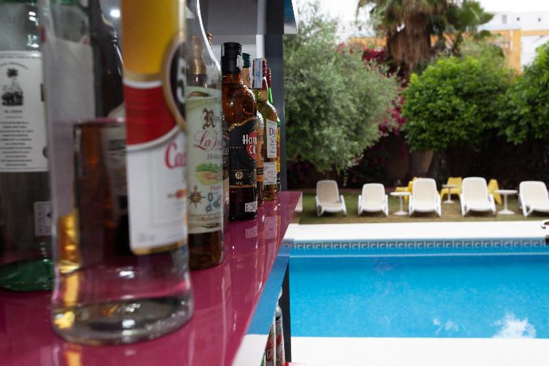 Aacr Hotel Monteolivos Севілья Екстер'єр фото
